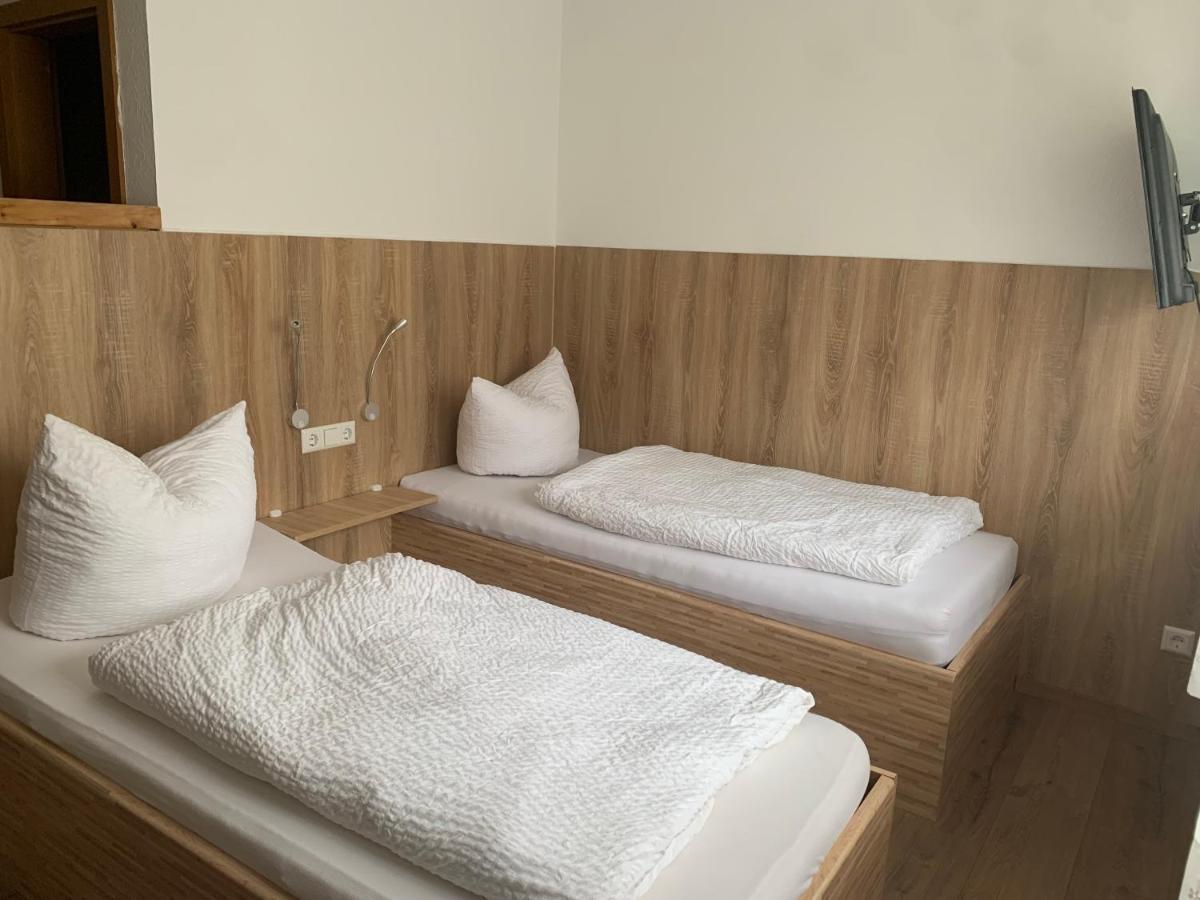 Hotel Schweizerhof Boebingen an der Rems Luaran gambar