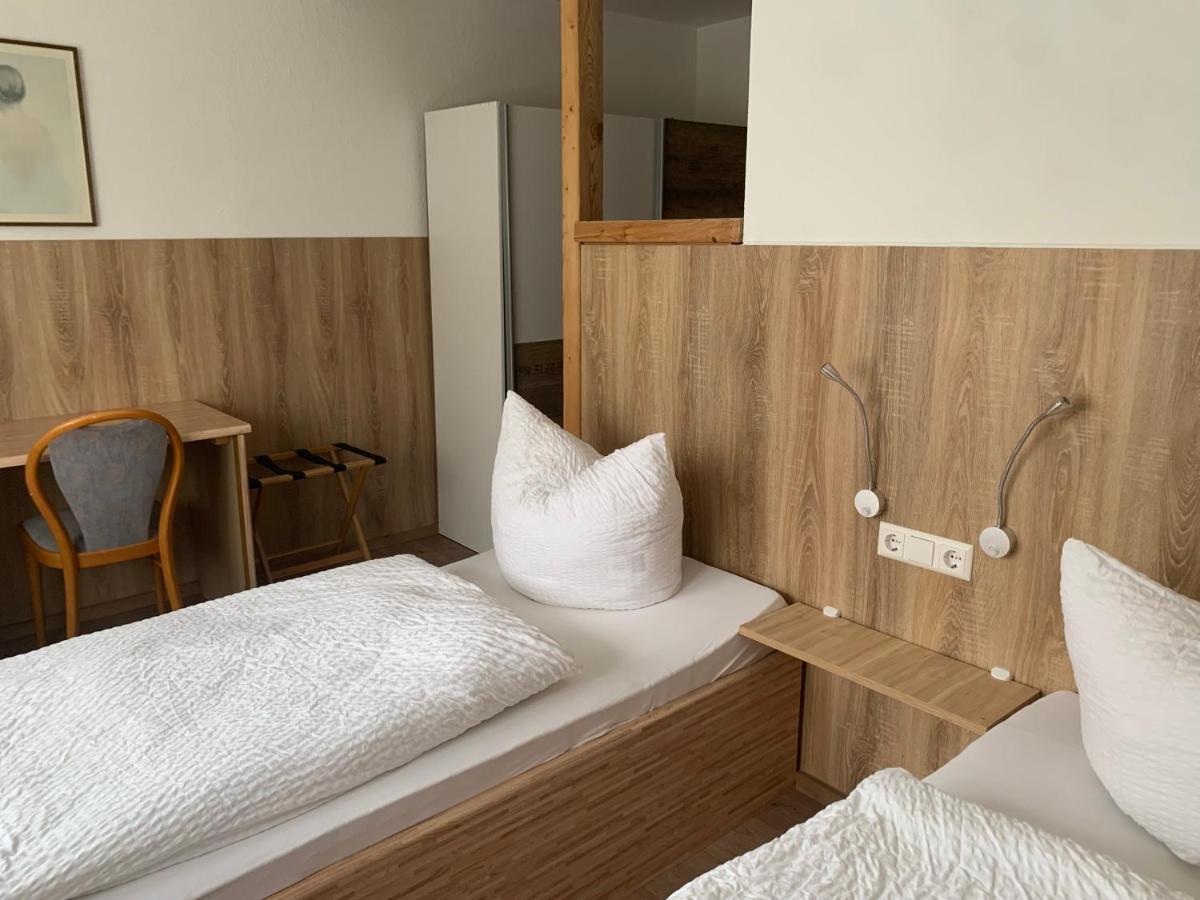 Hotel Schweizerhof Boebingen an der Rems Luaran gambar