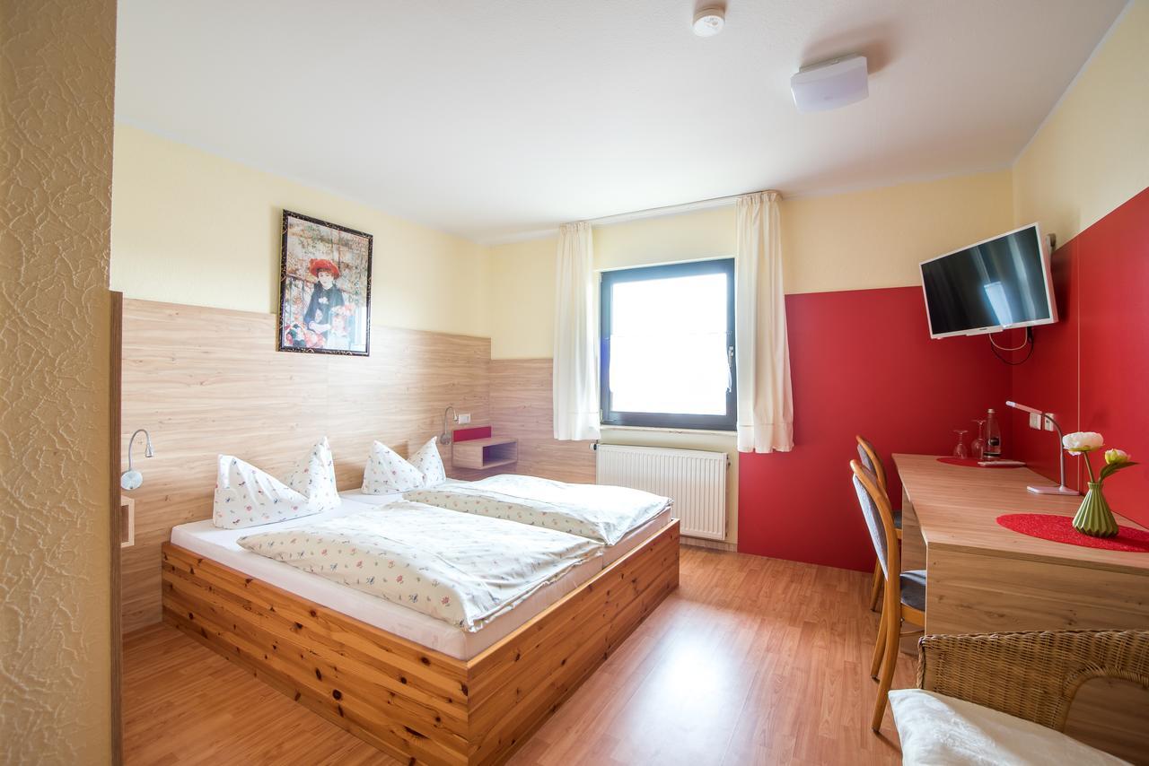 Hotel Schweizerhof Boebingen an der Rems Luaran gambar